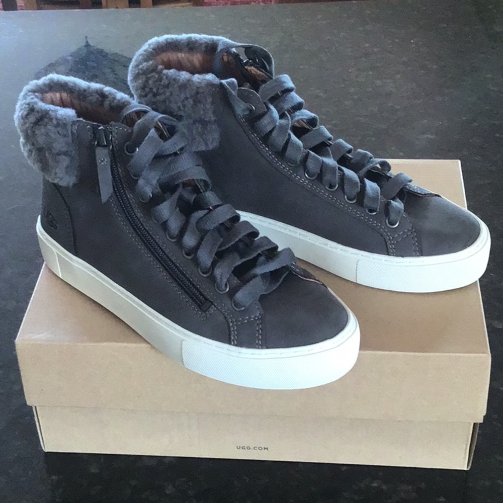 UGG Briena Gray Size 8.5 New With Box